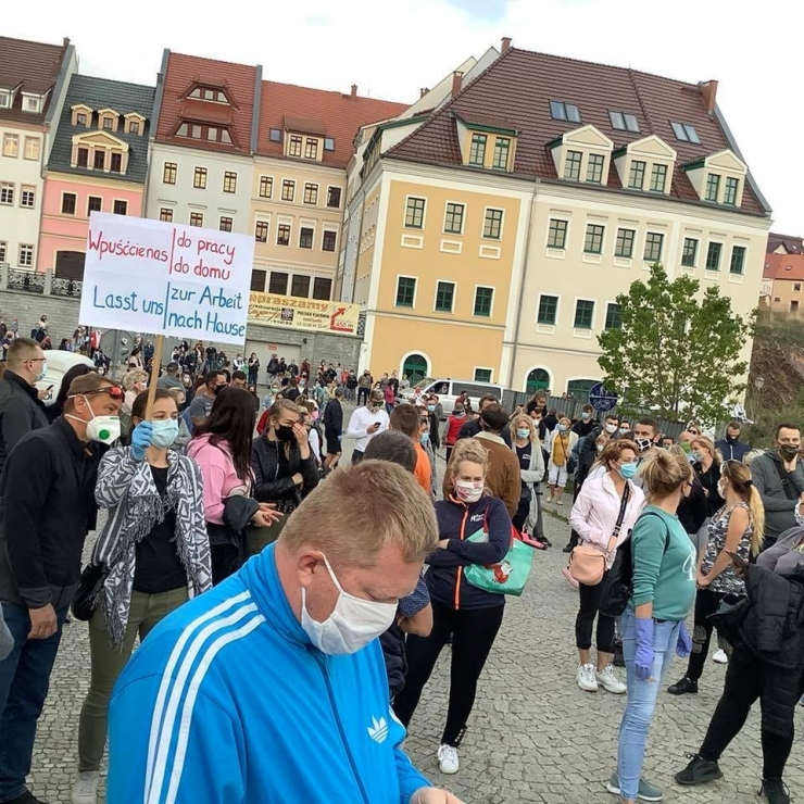 Polonya’da Göstericiler Almanya Sınır Geçişlerinin Açılmasını Talep Etti