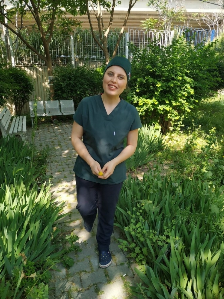 Sultan Hemşire Korona Virüsü Yendi, Diğer Hastalara Umut Olacak