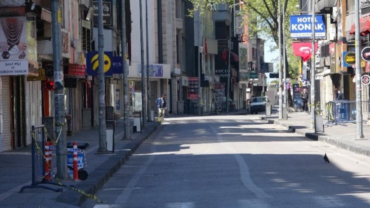 Zonguldak’ta Halk Pazarı Günler Sonra Kuruluyor