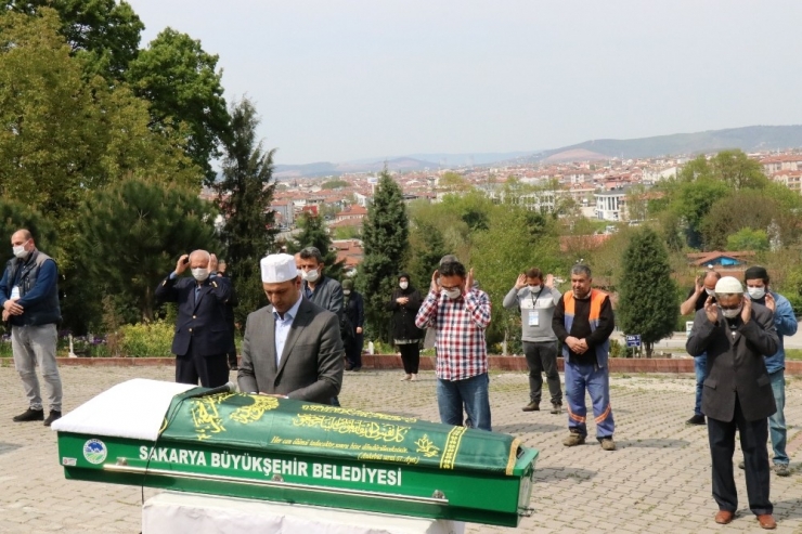 Eski Trt Genel Müdürü Demiröz, Sakarya’da Son Yolculuğuna Uğurlandı