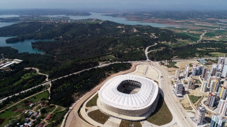 Yeni Stadın Koltuk Rengi İçin Vali Sonel De Devrede