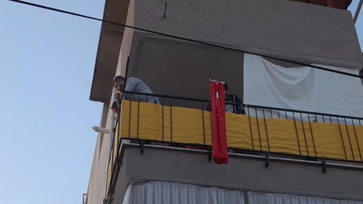 Denizli’de Apartmanda Çıkan Yangında 1 Kişi Öldü