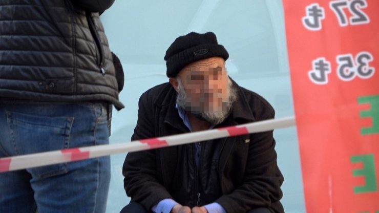 Oğlunu Öldürdü, Cesedi Yakmaya Çalıştı