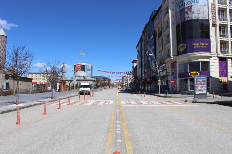 Erzurum’da Sokağa Çıkma Kısıtlamasının Son Günü Sessizlik Hakim