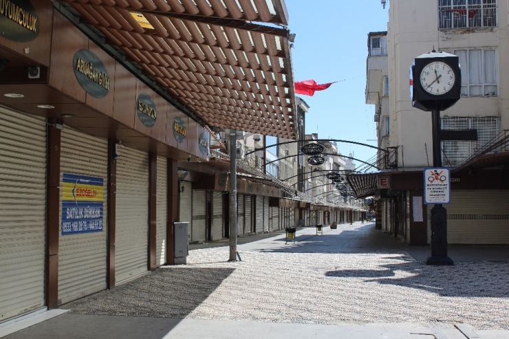 Gaziantep’in Dolup Taşan Çarşıları Boş Kaldı