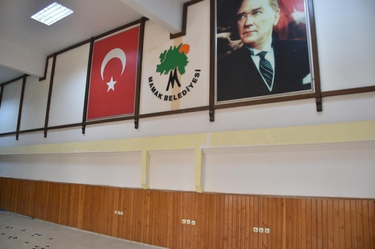 75. Yıl Amfi Tiyatro’ya Estetik Dokunuş