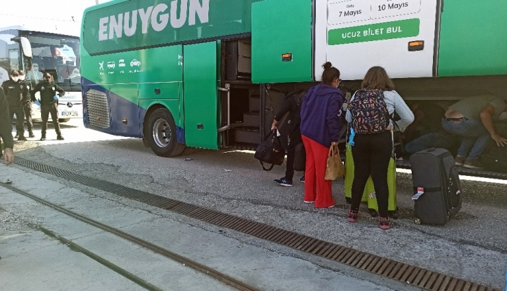 Moritanya Ve Senegal’den Gelen Türk Vatandaşları Düzce’de Karantinaya Alındı