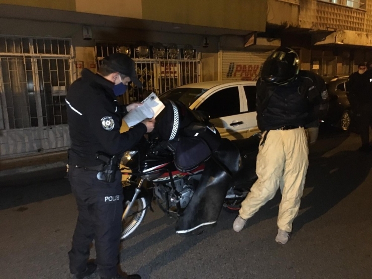 “Pide Almak İçin Evden Çıktık” Diyerek Polise Yalan Söylediler, Ceza Yemekten Kaçamadılar