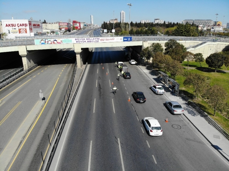 Kısıtlamaya Rağmen Dışarı Çıktı, Ceza Yedi