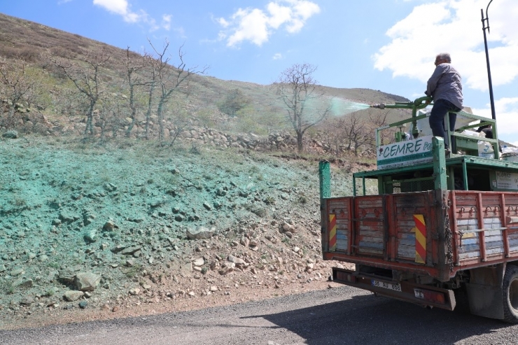 Talas’ta Dört Bir Koldan Yeşil Alan Çalışması