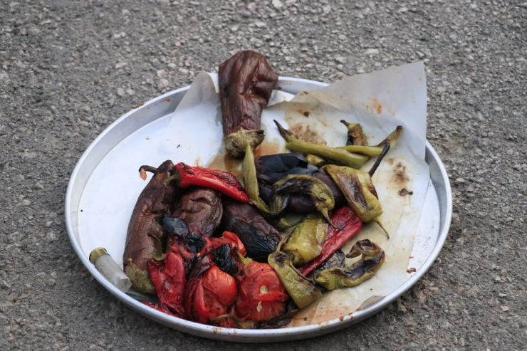 İftar Yemeğini Evine Götüren Genç Silahlı Saldırıya Uğradı