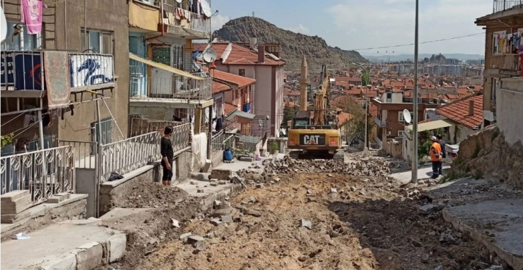 Mahalle Baştan Ayağa Yenileniyor