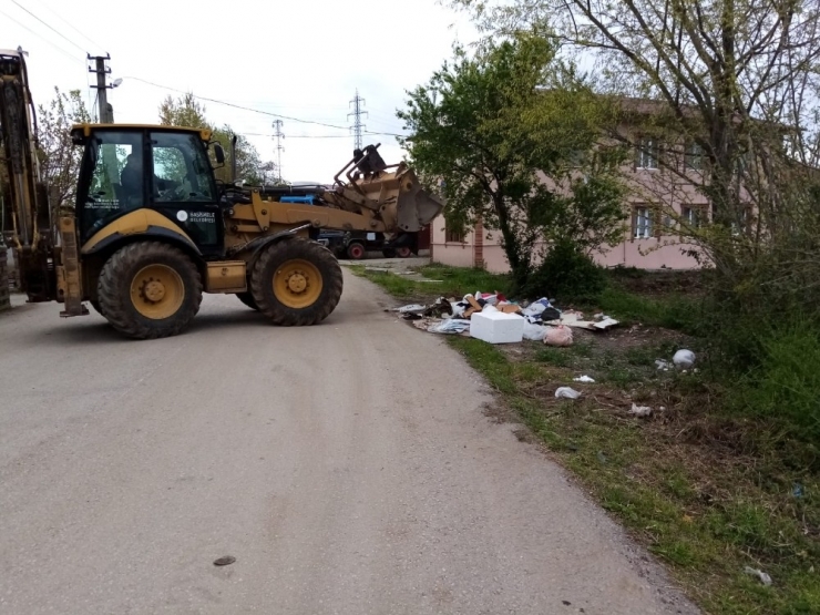 Başiskele’de Bahar Temizliği Sürüyor