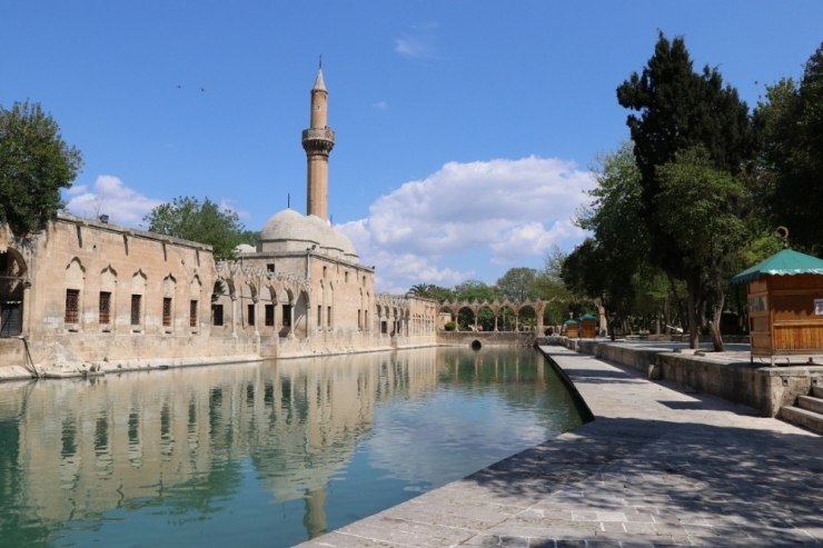 Bazı Bölgeler İftardan Sonra Yaya Ve Araç Trafiğine Kapanıyor