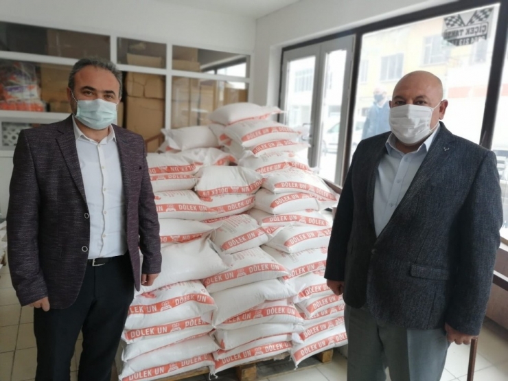 Hayırseverlerden Gıda Bankasına Destek