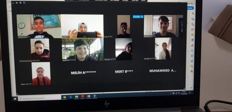 Düzce’de “Öğretmenim Yanı Başımda” Projesi Başlatıldı