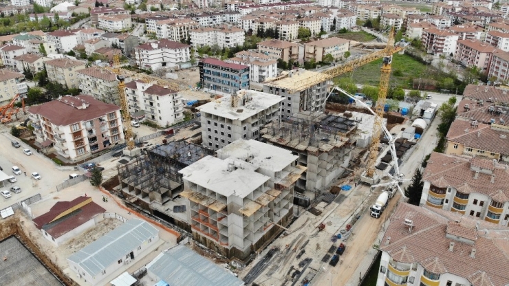 Elazığ’da Deprem Konutları Hızla Yükseliyor, Bazılarının Kaba İnşaatı Bitti