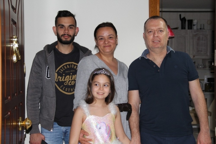 İzmir İtfaiyesinden Minik Dua’ya Doğum Günü Sürprizi