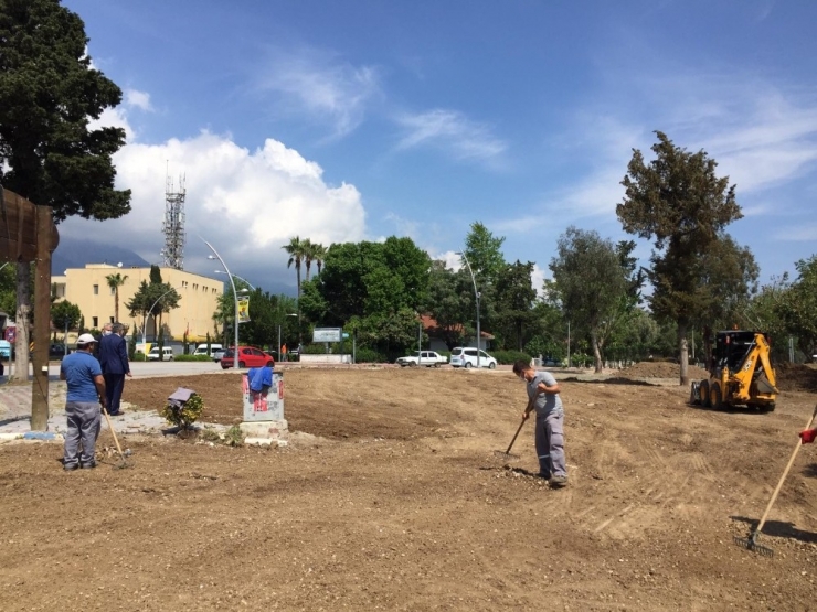 Başkan Topaloğlu İlçedeki Çalışmaları İnceledi