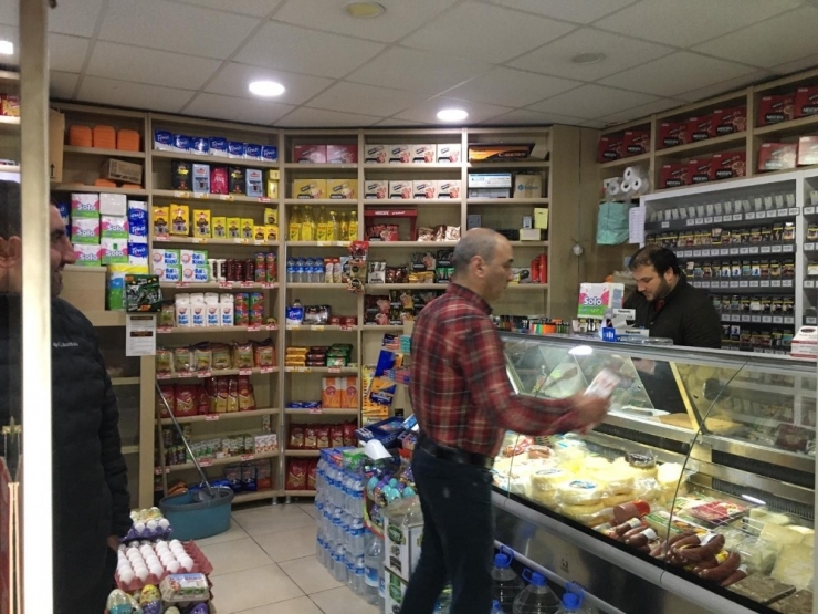 Kısıtlama Bitti Alışveriş Başladı