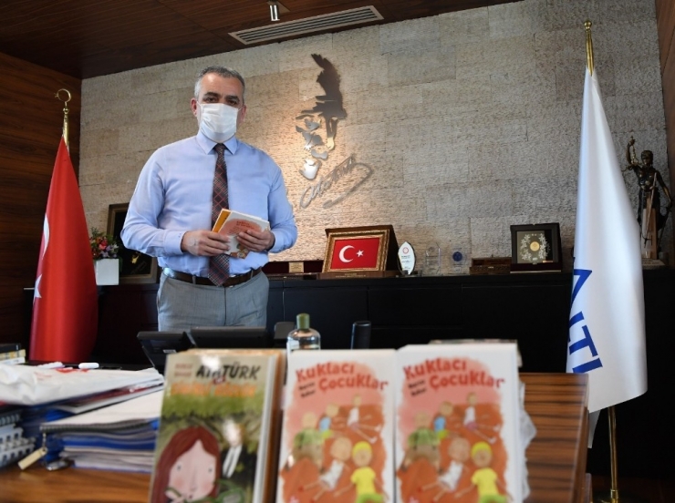 Başkan Esen’den Çocuklara Kitap
