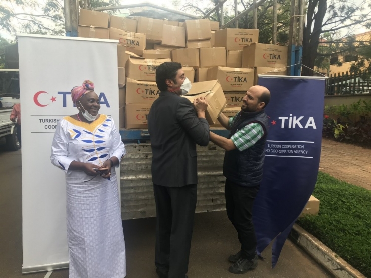 Uganda’ya Covid-19 İle Mücadelede Tika’dan Destek