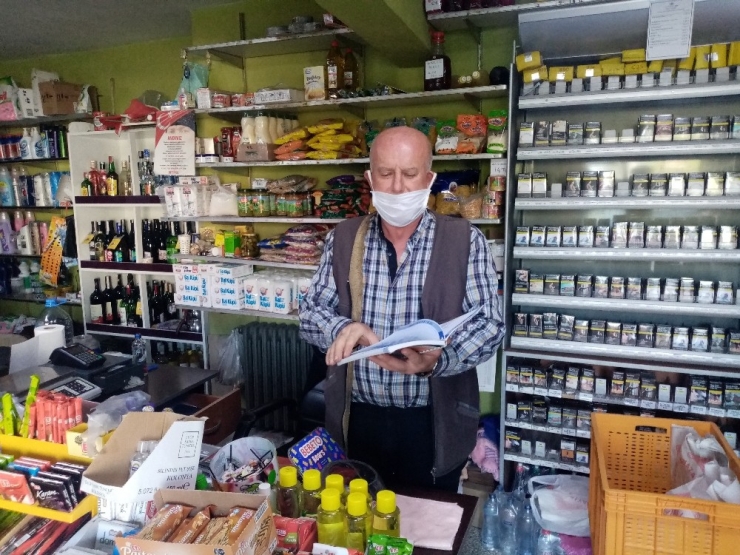 Hayırsever Vatandaş Veresiye Defterini Yırttı