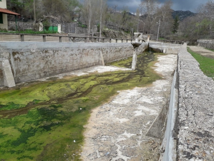 Akseki’de Aşağıaşıklar’ın Su Sorunu Çözüldü