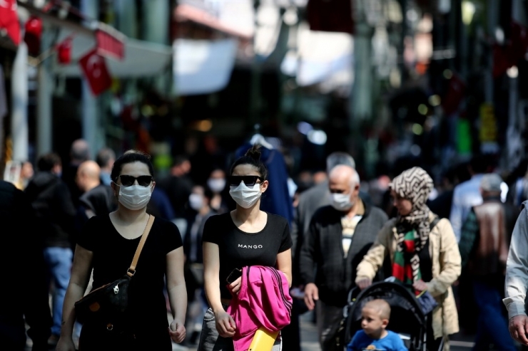 Tarihi Hanlar Ve Çarşı 1 Ay Sonra Açıldı, Esnafın Umudu Bayram Alışverişinde
