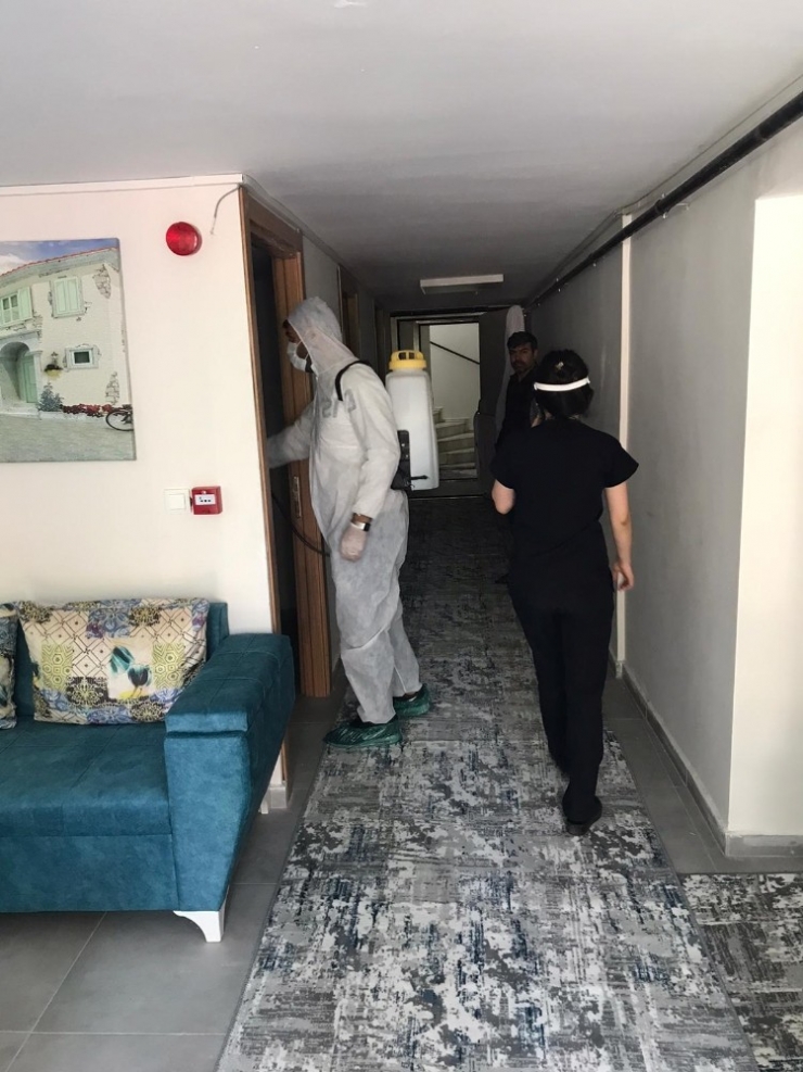 Çiğli’de Huzurevlerine Korona Virüs Temizliği