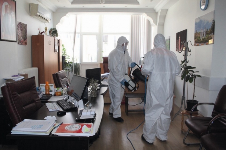 Sungurlu’da Dezenfekte Çalışmaları Aralıksız Sürüyor