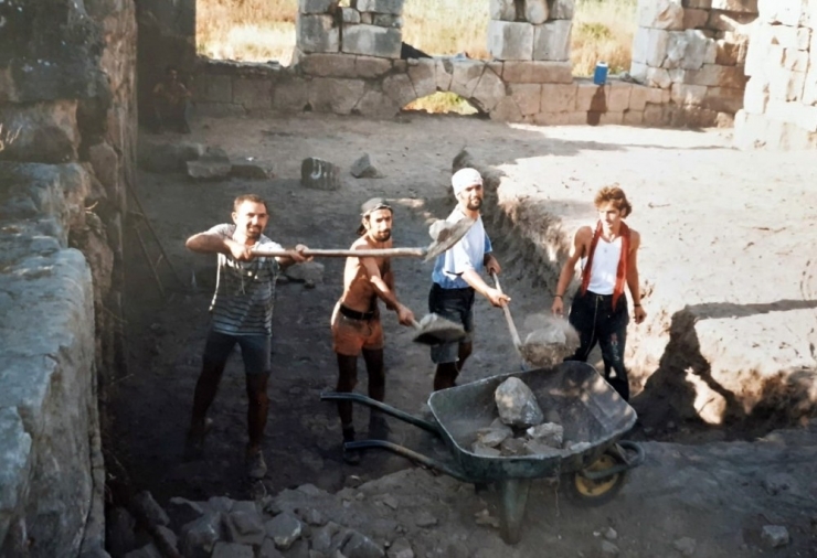 Üniversite Gibi Kazı Alanında 32 Yıl Geride Kaldı