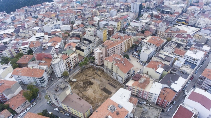 Karacabey’de Kent İçi Oto Park İhtiyacına Kalıcı Çözüm