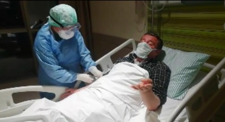 Karantinada Türkülü Tedavi