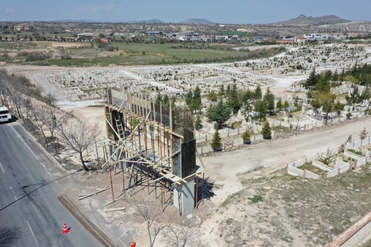 Kaldırım Ve Taşlıbel Mezarlıklarına Yeni Kapı Yapılıyor