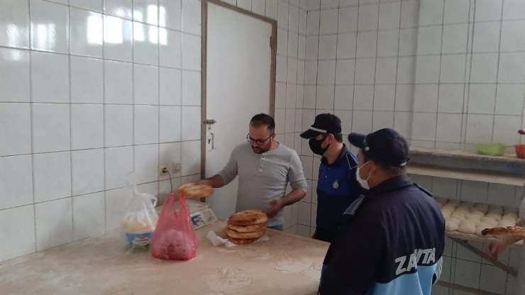 Pazaryeri’nde Zabıtalardan Ramazan Pidesi Denetimi