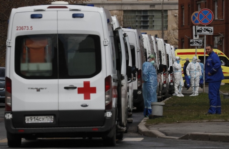 Rusya’da Son 24 Saatte 6 Bin 411 Yeni Vaka