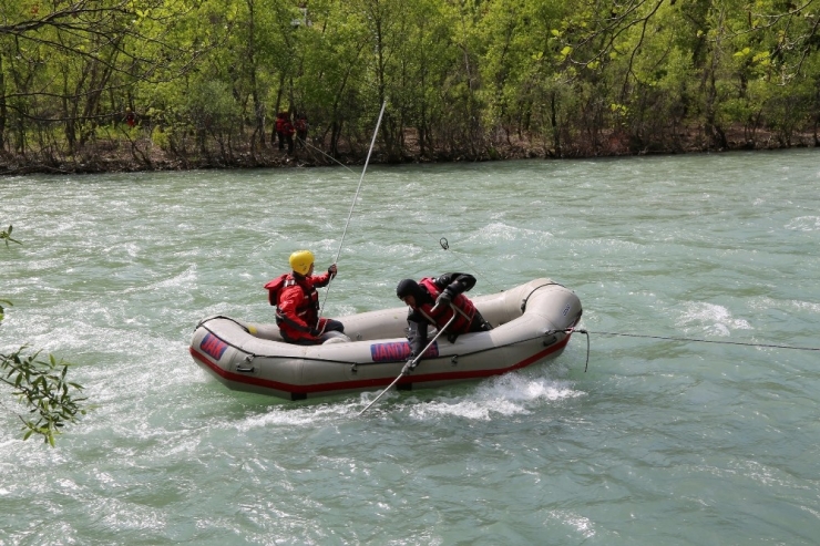 Kayıp Uzman Çavuş Güneş’i Arama Çalışmaları Sürüyor