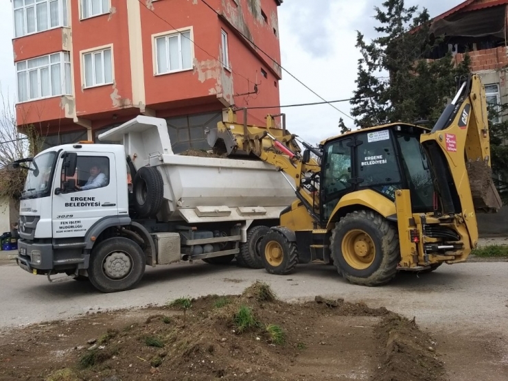 Ergene Belediyesi Çalışmalarını Sürdürüyor