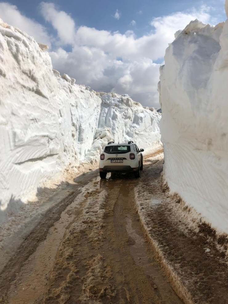 Antalya Valisi Paylaştı: "Burası Van Bahçesaray Değil, Antalya Söbüçimen"