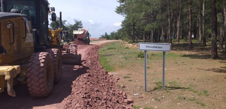 Balıkesir İlçelerinde Yol Genişletme Çalışmaları Sürüyor