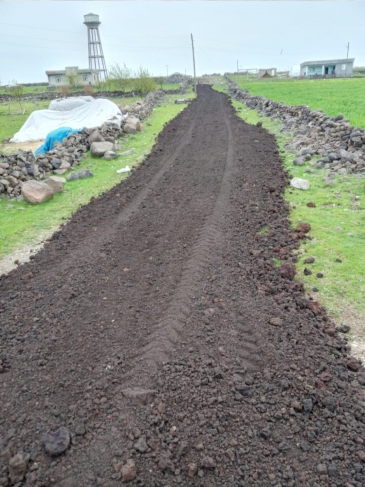 Bağlar Belediyesi 4 Yerleşim Yerine Daha Yol Kazandırdı