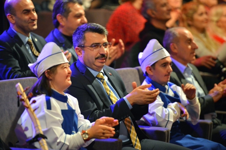 Bursa’da Müzik Eğitimine ‘Engel’ Yok