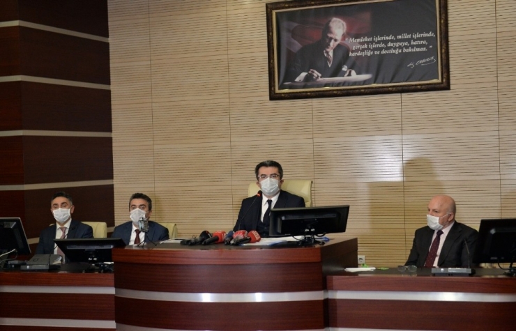 Erzurum’a Şehir Dışından Cenaze İçin Gelen Vatandaşlar 43 Kişiye Virüs Bulaştırdı