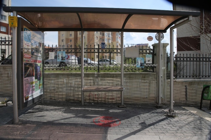 Sosyal Mesafeye İkon Önlemi