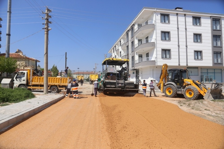 Karaman Belediyesinde Üst Yapı Çalışmaları Devam Ediyor