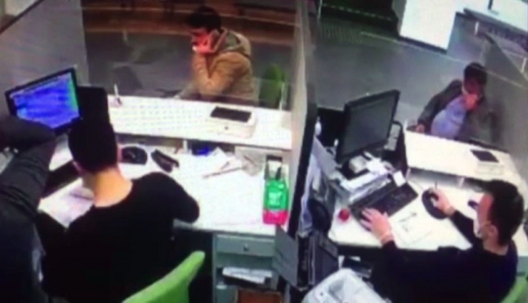 Belediye Başkanıyım Diyerek Abdurrahim Albayrak’ın 40 Bin Tl’sini Dolandıran Şahıs Yakalandı