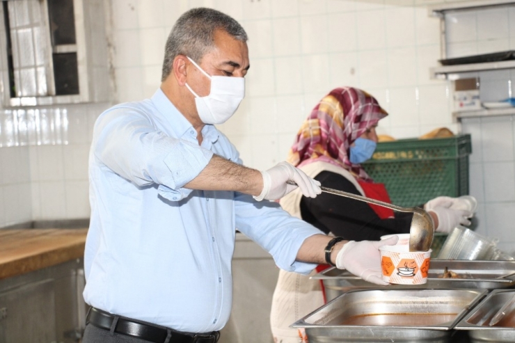 Koçarlı Belediyesi Aş Evine Anlamlı Destek