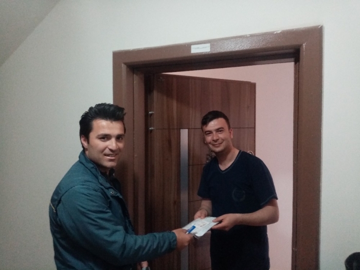 Malkara’da Ptt Görevlileri Maske Dağıtmaya Başladı