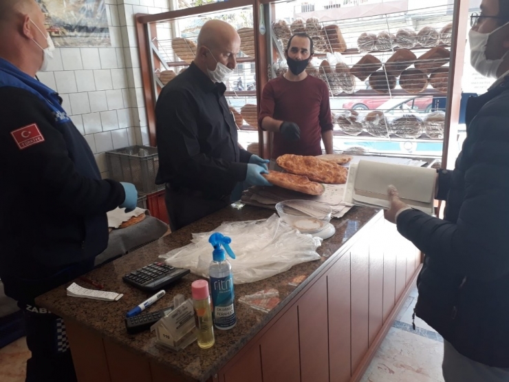 Fırın Fırın Gezip Pidelerin Gramajını Denetliyorlar